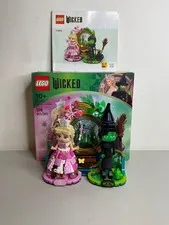 LEGO Wicked: Elphaba & Glinda Figures (75682) | Pre-Built