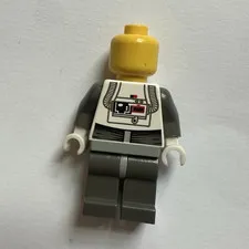 sw0102 AT-AT Driver minifigure no helmet