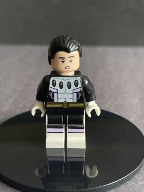 LEGO Super Heroes Minifigure Cosmic Boy Authentic - Original