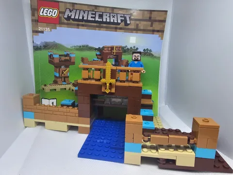 LEGO Minecraft 21135 The Crafting Box 2.0 717pcs Complete Set No Box (2017)
