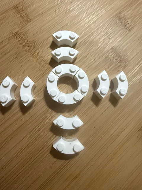 LEGO Brick Part # 85080 2x2 Round Corner  W/ Stud Notch White 12 Pieces
