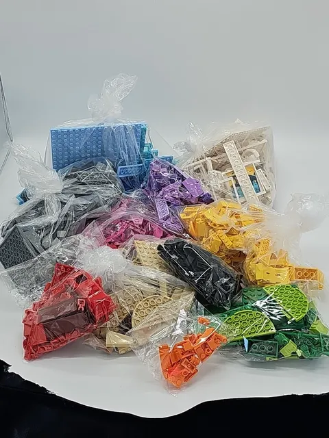 LEGO 4+ pound  BULK Lot Bricks Plates All Size Sorted By Color Different Colors 