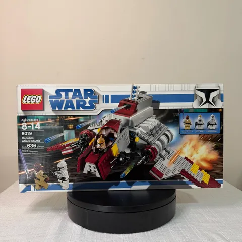 LEGO 8019 Star Wars: Republic Attack Shuttle (New Sealed In Box)