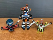 1997 LEGO 2151, 6836, 6835 Robo Raider, V-Wing Fighter, Saucer Scout - Set of 3