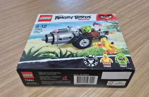 LEGO Angry Birds 75821 Piggy Car Escape Chuck 74pcs New Sealed