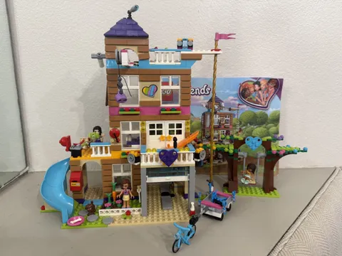 LEGO Friends 41340 Friendship House – Complete Set (Retired)- complete