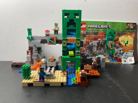 LEGO Minecraft: The Creeper Mine (21155) | Pre-Built