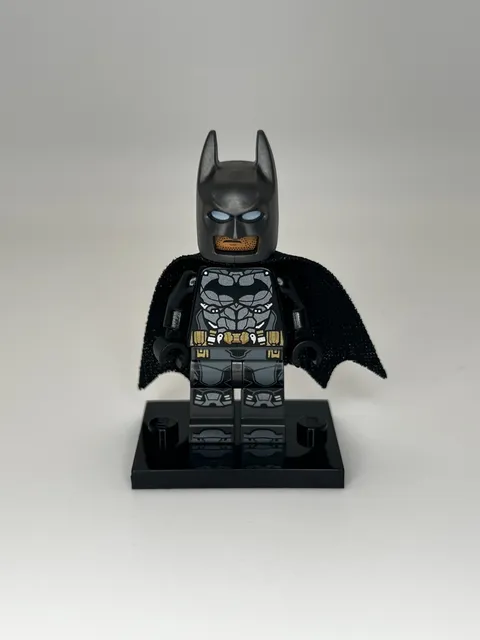 LEGO Super Heroes: Batman II: Batman, Pearl Dark Gray Armor (76112 / sh0535)