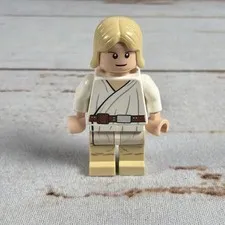 LEGO Star Wars 8092 Luke Skywalker Tatooine Figure