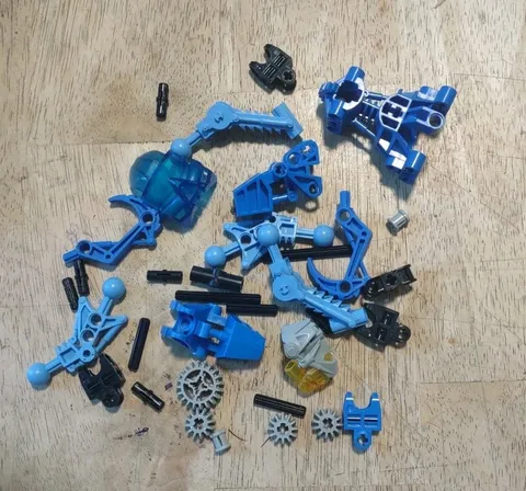 LEGO BIONICLE: Gali (8533) Complete 
