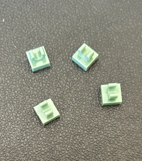 LEGO Lot 4 Parts Sand Green Tile Modified 1x1 with Open O Clip Part 15712