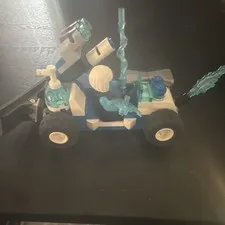 LEGO SnowVehicle Blue & White w/ Trans-Light Blue Accessories, Set 76098.