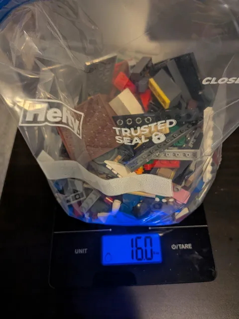 LEGO Bulk 16oz Lot 16