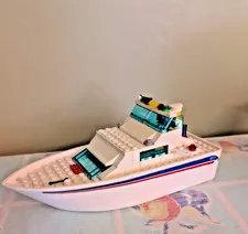 Vintage LEGO Boats Cabin Cruiser # 4011 Set 1991 Retired Assembled Captain Fig