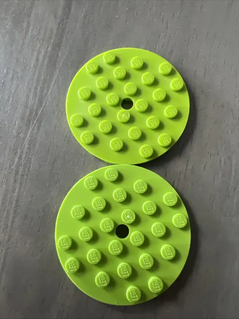 LEGO 11213 Lime Plate, Round 6x6 with Hole 2 Pieces