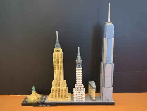 Lego Architecture Skyline: 21028 New York City, 100% Complete