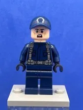 ACU Tracker jw037 - LEGO Jurassic World Used Minifigure