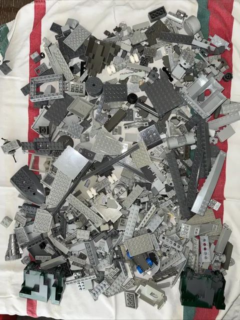 2 LB Bulk Gray LEGO Lot Mixed Bricks Plates Parts Pieces Light & Dark Gray