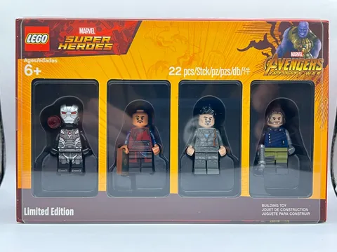 LEGO Bricktober: Marvel Super Heroes Minifigure Collection (5005256) New Sealed