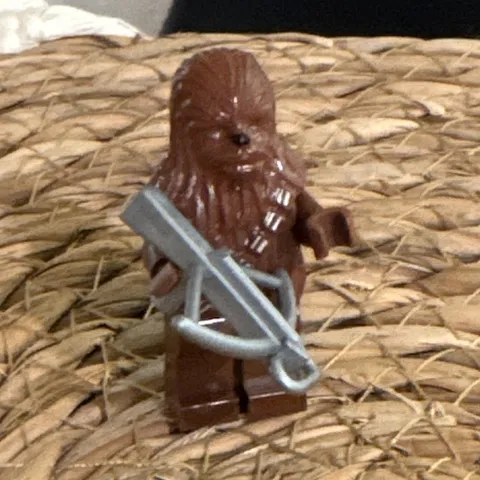 LEGO Star Wars Chewbacca Minifig - Detailed Fur Printing & Weapon - NEW