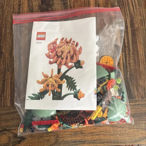LEGO Set 10368 Icons Botanical Collection Chrysanthemum