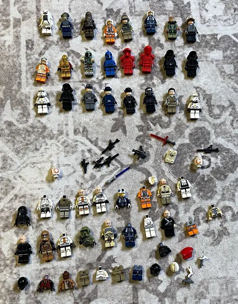 LEGO Star Wars Minifigure Lot warning not all mini figures are complete