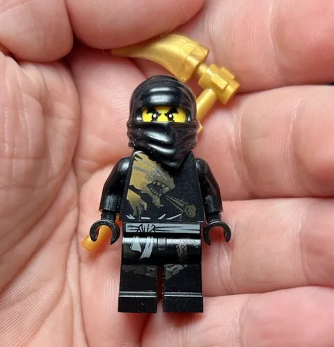 LEGO NINJAGO Cole Dx Minifigure  w/ Gold Weapon 5pc njo0006 2011