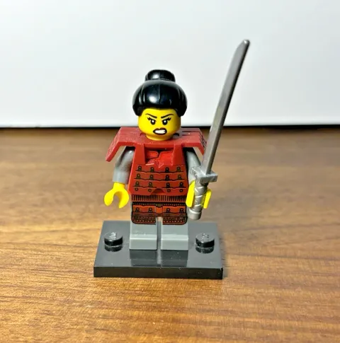 LEGO Series 13 Samurai Minifigure 71008 Ninja Warrior CMF Complete w/ Sword