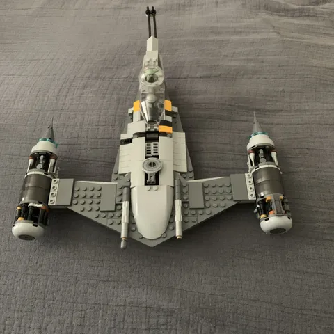 LEGO Star Wars 75325 N-1 Starfighter - Mostly Complete Build w/ Mando & Grogu