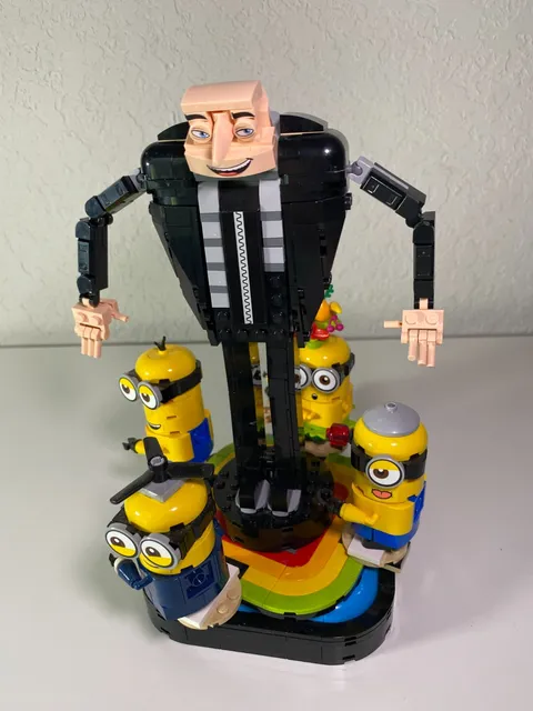 Lego Despicable Me 4 75582 Brick - Built Gru And Minions Pre-Built