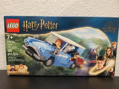 LEGO 76424 Harry Potter Flying Ford Anglia New & Sealed