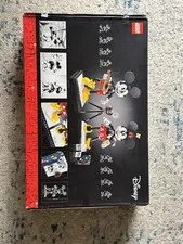 LEGO Disney 43179 Mickey & Minnie Buildable Characters 1739 pcs, Boxed