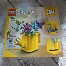 LEGO Creator FLOWERS IN WATERING CAN 420 Piece Building Toy 3-in-1 Set 31149