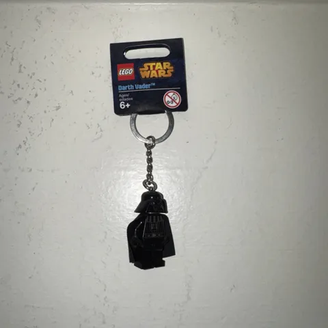 LEGO Star Wars Darth Vader Keychain 850996 Minifigure Key Ring New w/ Tag