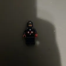 Lego Captain America - Dark Blue Suit with Dark Blue Belt, Dark Red Hands, Mask
