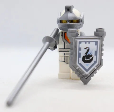 Battle Suit Lance 70366 Shield Nexo Knights LEGO® Minifigure Mini Figure