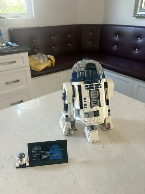 lego star wars 75397 r2- d2 build only , No malak