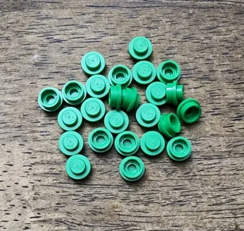 LEGO Bright Green Plate, Round 1 x 1 QTY 25 Part No. 4073.