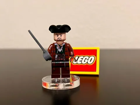 LEGO Pirates of the Caribbean 2011 Scrum (poc023) w/sword Rare/Retired 