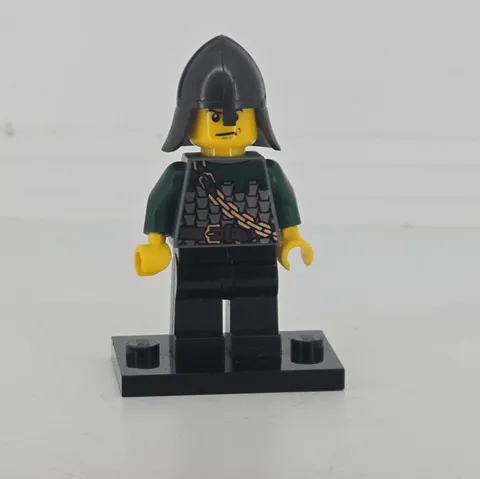 LEGO Kingdoms Dragon Knight Minifigure Scale Mail 7187 Mini Figure Rare