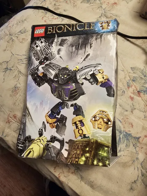 LEGO BIONICLE: Onua-Master of Earth (70789)
