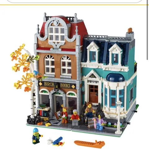 LEGO Creator Expert Modular Bookshop 10270 Complete Set 2504 pcs (2020)