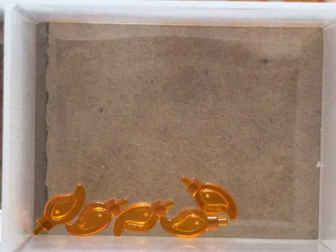 LEGO Parts - Trans-Orange Wave Rounded Straight Single - No 37775 - QTY 5