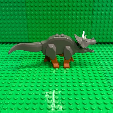 LEGO Triceratops Dinosaur (tricera03) : Dino Island 5955 : 100% Authentic