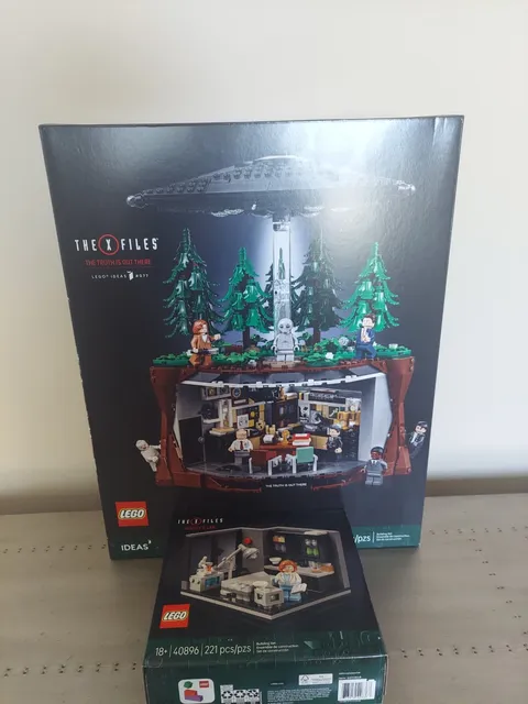 Lego Ideas The X-Files (21369) + Scully's Lab (40896) BNIB
