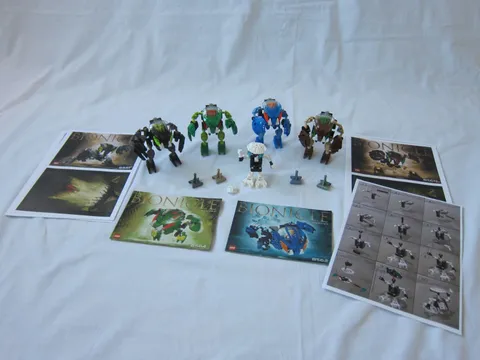 LEGO Bionicle Bohrok Va 8551 Bohrok 8560 8561 8562 8564 manuals complete