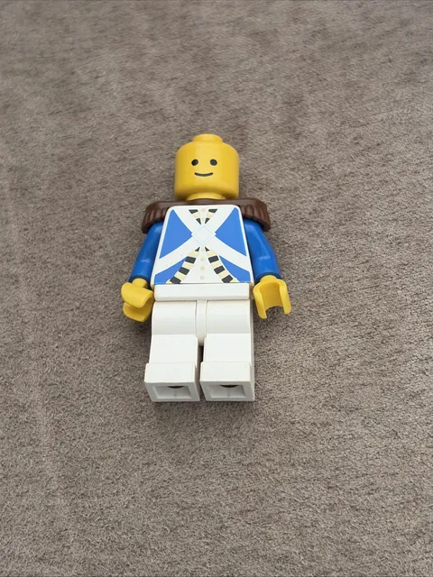 Vintage Lego Pirates Set - Mini Figure - IMPERIAL SOLDIER