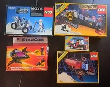 1980s Lot Of (4) Lego Sets 6886 1496 6894 8620 & (1) StarCom Shadow Parasite 