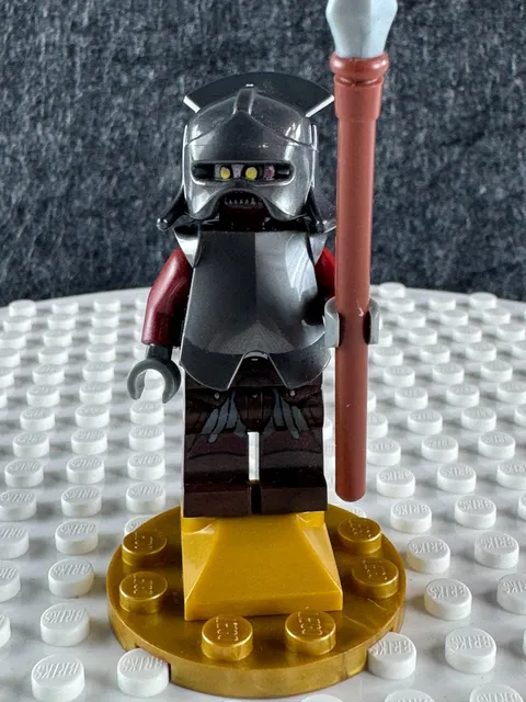 LEGO LOTR Retired Rohan Soldier LOR00  Helmet Minifigure