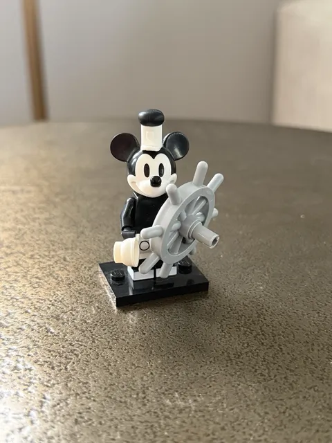 Lego Steamboat Willie Mickey Mouse Mini Figure
